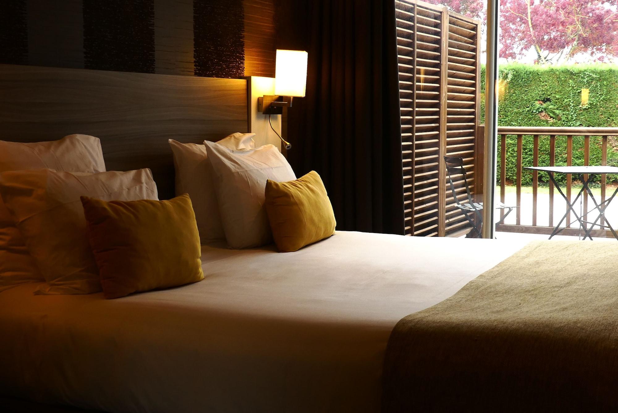Contact Hotel Le Provencal Bordeaux Lac Eksteriør billede